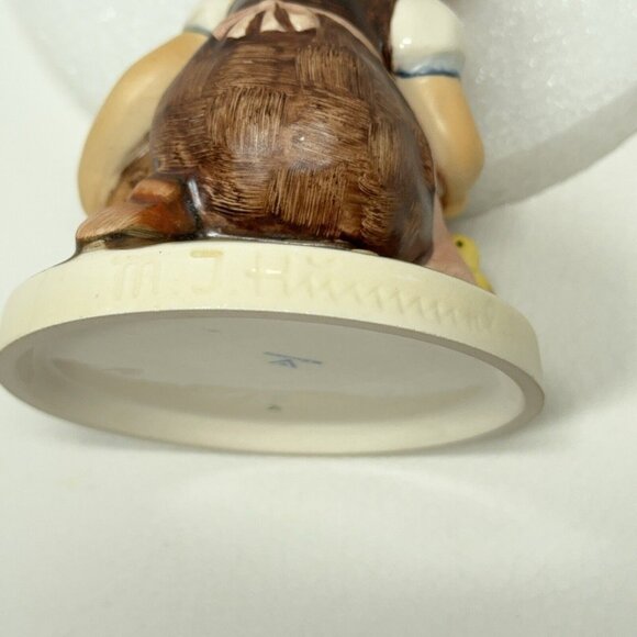 MJ Hummel Figurine Chick Girl 57/0 Yellow Chicks Basket W Germany 1960 - 1972 - Picture 7 of 10